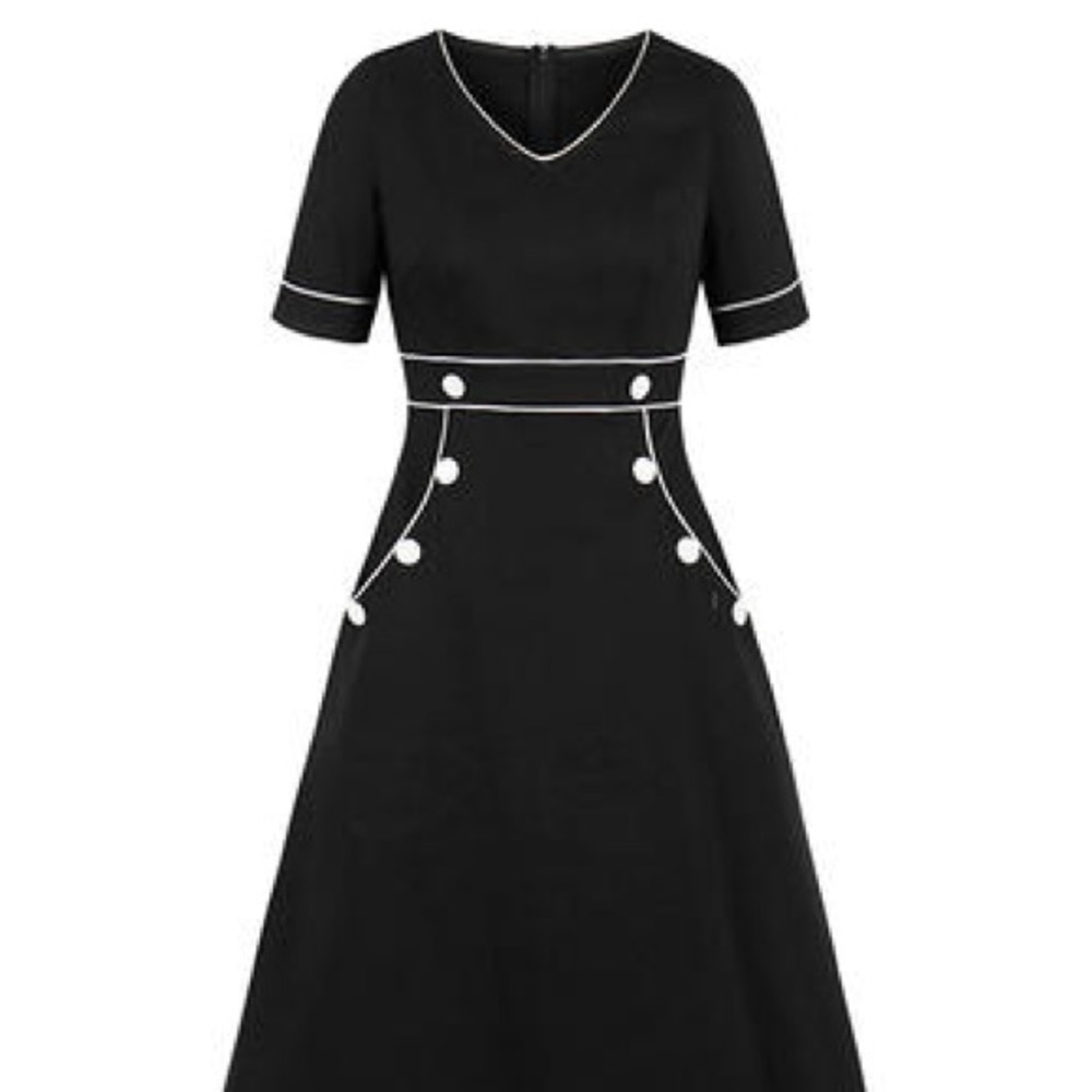 Sucrefas black and white Aline dress with pockets
